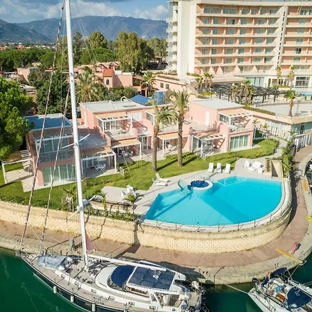 Aparthotel Delfino, Portorosa *
