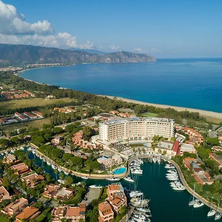 Aparthotel Delfino, Portorosa *