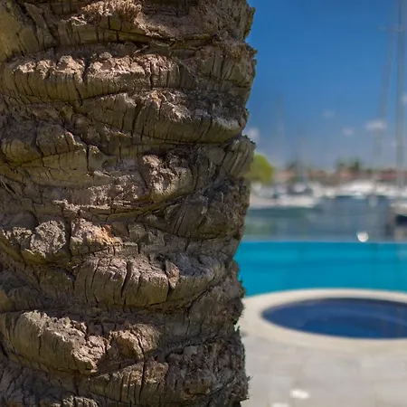 Hotel apartamentowy Delfino, Portorosa