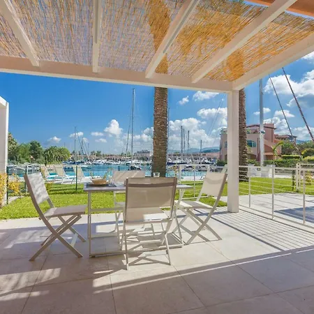 Aparthotel Delfino, Portorosa Furnari