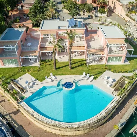 Aparthotel Delfino, Portorosa Furnari