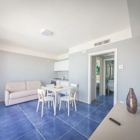 Delfino, Portorosa Hotel apartamentowy