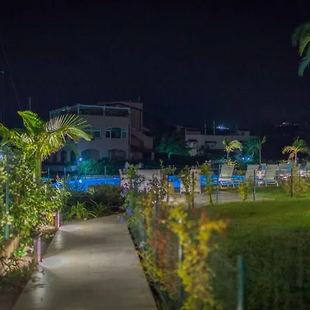 Delfino, Portorosa Aparthotel *