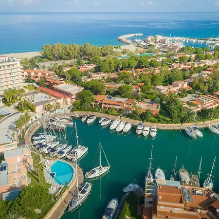 Delfino, Portorosa * Furnari