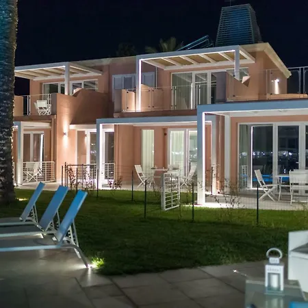 Delfino, Portorosa Aparthotel Furnari