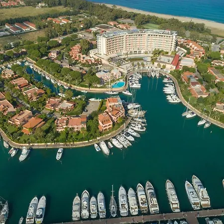 Aparthotel Delfino, Portorosa *