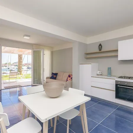 Hotel apartamentowy Delfino, Portorosa