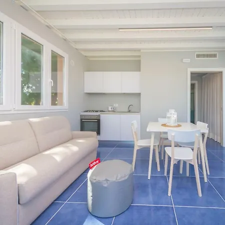 Delfino, Portorosa Hotel apartamentowy Furnari