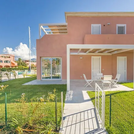 Delfino, Portorosa Aparthotel